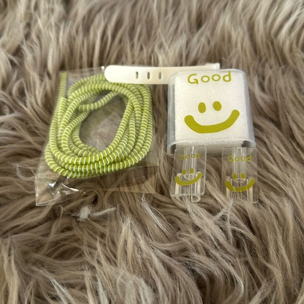 Cell Phone Accessory Kit Clear/Green 'Good' Smiley Face Cute Fun Gift